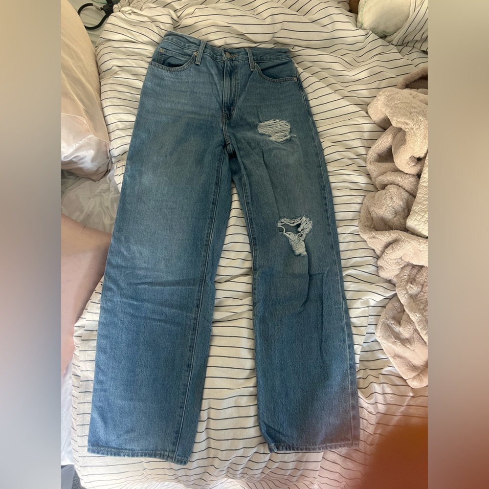 Levi’s women’s jeans size 28